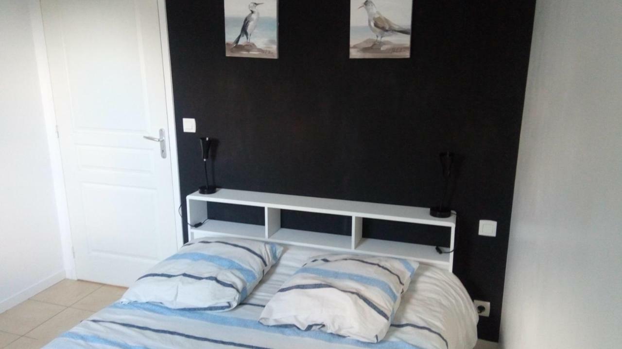 Chalet Les Dauphins Saint-Georges-de-la-Riviere Esterno foto